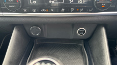 Nissan Qashqai 1.3 DiG-T MH N-Connecta 5dr Petrol Hatchback